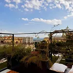 Donna Isabella - Boutique Bed and Breakfast Σαλέρνο